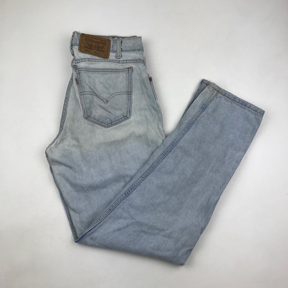 Vintage Levi’s 550 High Waist wedgie fit Jeans